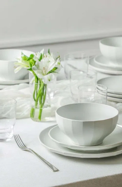Stone Lain Rio Stoneware 16-piece Dinnerware Set With Glasses In White