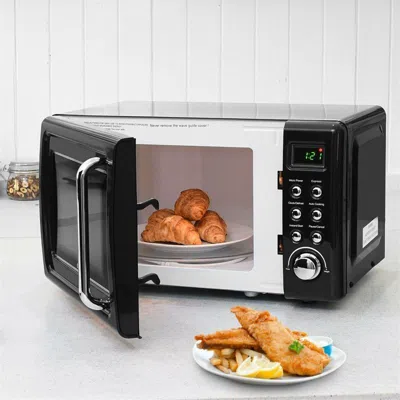 Proxxi 700w Retro Countertop Microwave Oven With 5 Micro Power And Auto Cooking Function In Black