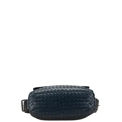 Pre-owned Bottega Veneta Intrecciato Navy Leather Shoulder Bag () In Blue