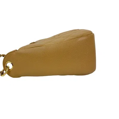 Pre-owned Chanel Beige Grained Calfskin Shoulder Bag () In Sand