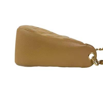 Pre-owned Chanel Beige Grained Calfskin Shoulder Bag () In Sand