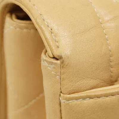 Pre-owned Chanel Beige Leather Shoulder Bag () In Sand
