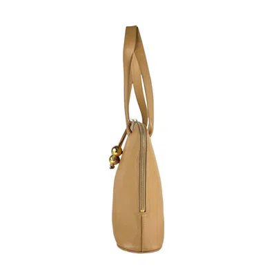 Pre-owned Chanel Beige Leather Shoulder Bag () In Sand