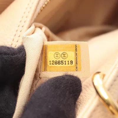 Pre-owned Chanel Beige Leather Shoulder Bag () In Sand