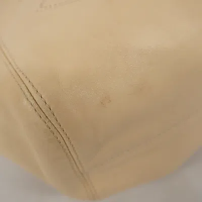 Pre-owned Chanel Beige Leather Shoulder Bag () In Sand