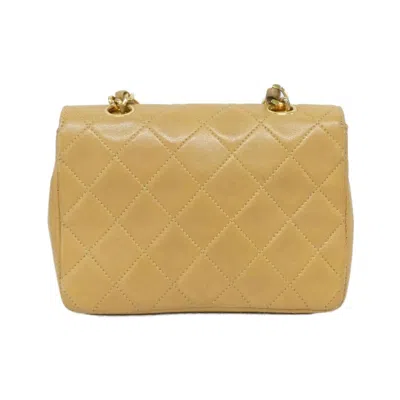 Pre-owned Chanel Beige Leather Shoulder Bag () In Sand