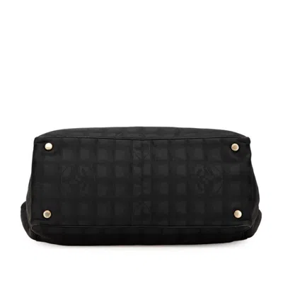 Pre-owned Chanel Black Nylon Leather Shoulder Bag Tote Bag ()