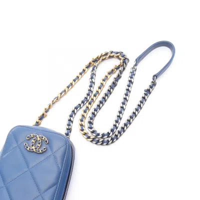 Pre-owned Chanel Blue Leather Shoulder Bag ()