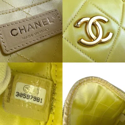 Pre-owned Chanel Gold Green Yellow Metal Leather Shoulder Bag ()