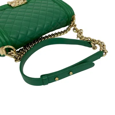 Pre-owned Chanel Green Leather Shoulder Bag ()