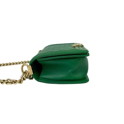 Pre-owned Chanel Green Leather Shoulder Bag ()