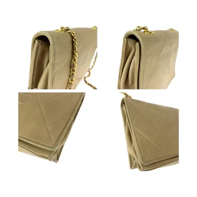 Pre-owned Chanel Matelasse Beige Leather Shoulder Bag () In Sand