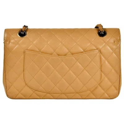 Pre-owned Chanel Matelasse Beige Grained Calfskin Shoulder Bag () In Sand