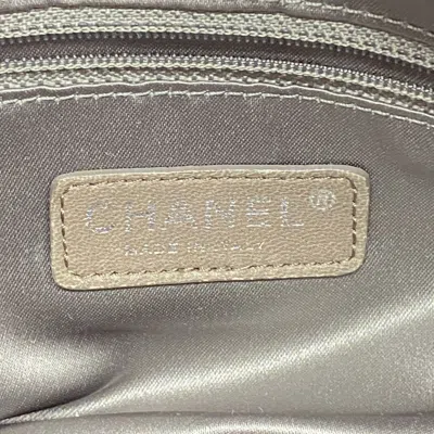 Pre-owned Chanel Red Color Nylon Shoulder Bag ()