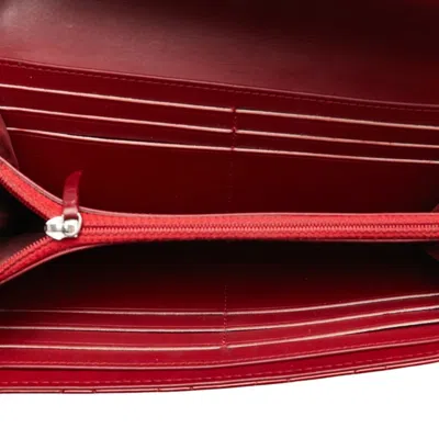 Pre-owned Chanel Red Color Patent Leather Long Wallet (bi-fold) ()