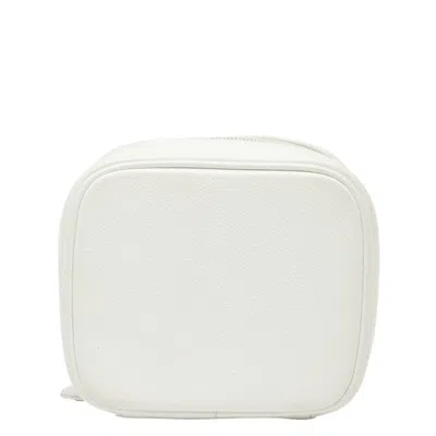 Pre-owned Chanel White Grained Calfskin Handbag Vanity Bag ()