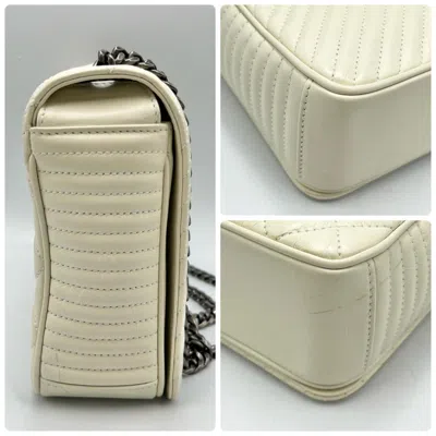 Pre-owned Chanel White Leather Shoulder Bag ()