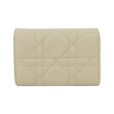 Pre-owned Dior Christian  Beige Leather Wallet (bi-fold) () In Sand