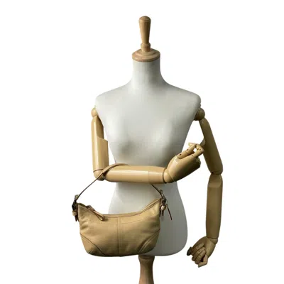 Pre-owned Coach Beige Leather Handbag Shoulder Bag () In Sand