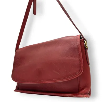 Pre-owned Coach Red Color Leather Shoulder Bag ()