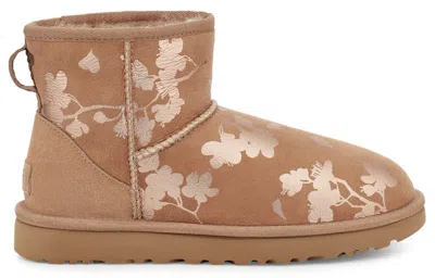 Ugg (wmns)  Classic Mini Floral Foil Fleece Lined In Brown