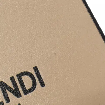 Pre-owned Fendi Gold Leather Shoulder Bag ()