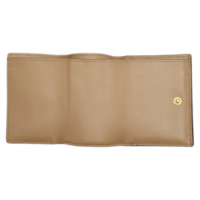 Pre-owned Fendi Gray Beige Leather Wallet (tri-fold) ()