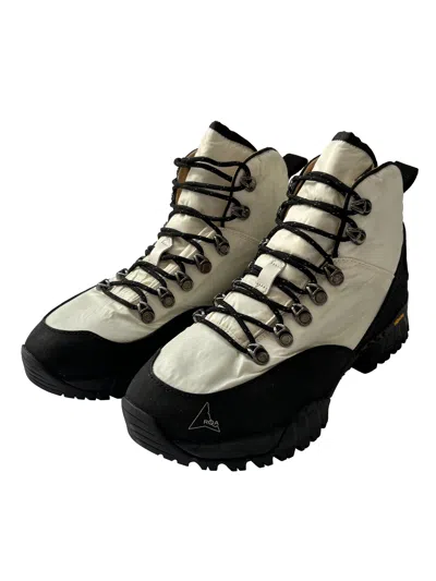 Pre-owned Roa Andreas Cream/black Hiking Boots In Multi