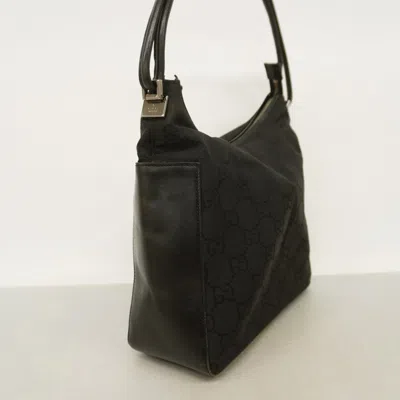 Pre-owned Gucci Black Nylon Shoulder Bag ()