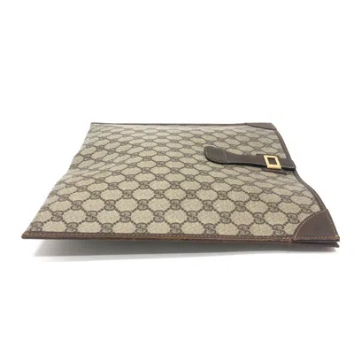 Pre-owned Gucci Brown Gg Supreme Clutch Bag ()