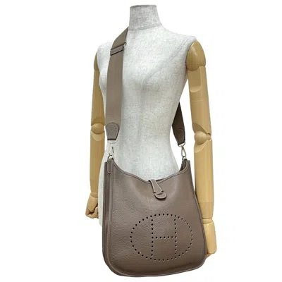 Pre-owned Hermes Beige Gray Taurillon Clemence Leather Pochette Shoulder Bag ()