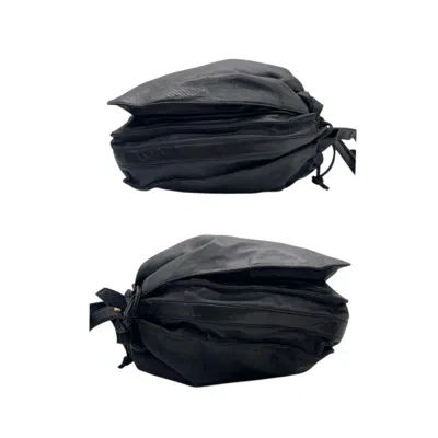 Pre-owned Loewe Black Leather Shoulder Bag ()