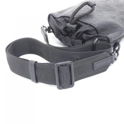 Pre-owned Louis Vuitton Black Leather Shoulder Bag ()