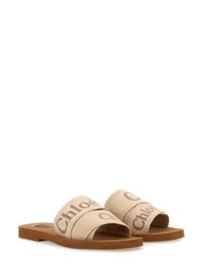 Chloé X High Summer Woody Embroidered Logo Flat Sandals In Neutral
