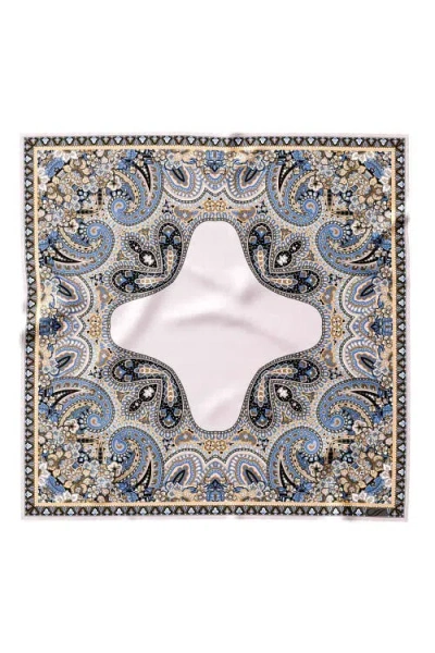 Elizabetta Perugia In Gray