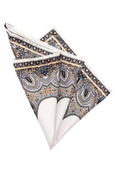 Elizabetta Perugia In Gray