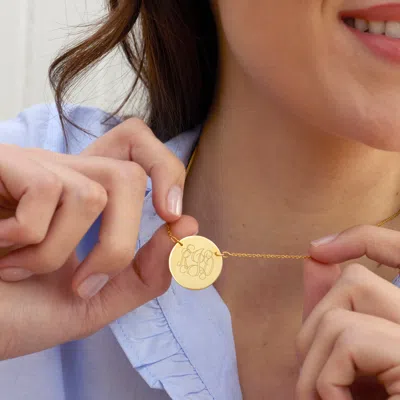 Evesaddiction Engravable Gold Disc Necklace In Gold
