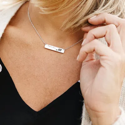 Evesaddiction Mama Bear And Three Baby Cubs Silver Name Bar Necklace In Metallic