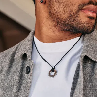 Evesaddiction Men's Engravable Black Cord Circle Pendant In Silver