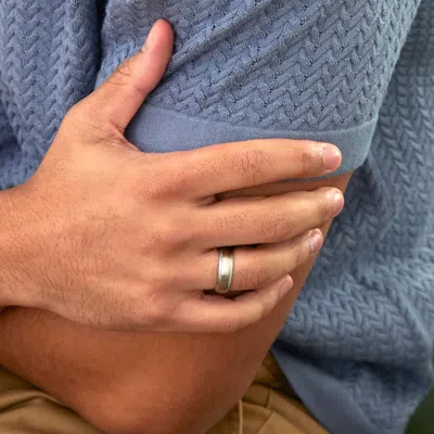 Evesaddiction Stainless Steel Band With Milgrain Edging In Transparent