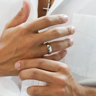 Evesaddiction Men's And Women's Stainless Steel Serenity Prayer Ring In Metallic