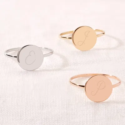 Evesaddiction Engravable Initial Round Gold Ring In Gold