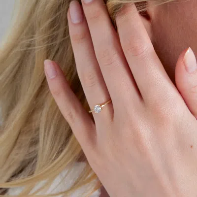 Evesaddiction 14k Gold 5mm Round Brilliant Cut Solitaire Cz Engagement Ring In Gold