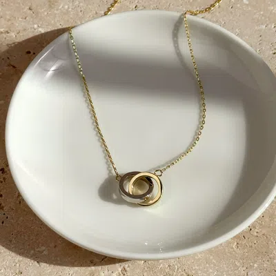 Evesaddiction Sterling Silver Two Tone Interlock Ring Necklace In Gold