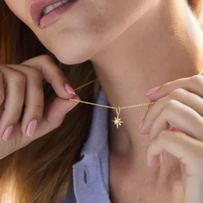 Evesaddiction North Star Necklace In Gold