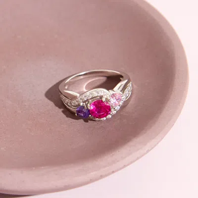 Evesaddiction Infinity Swirl Mother's Ring In Gold