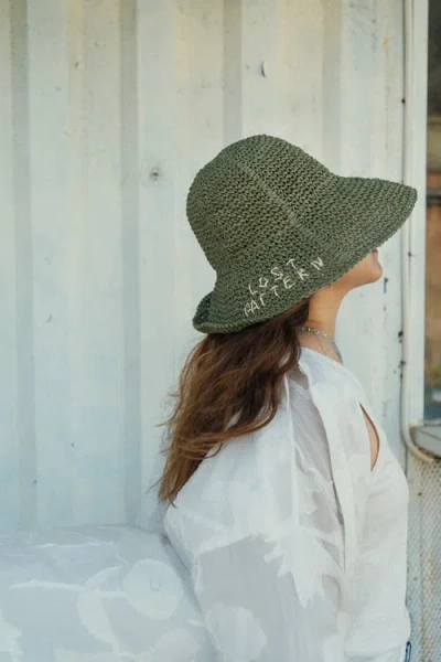 Lost Pattern Nyc "wanderlight" Packable Straw Hat In Green