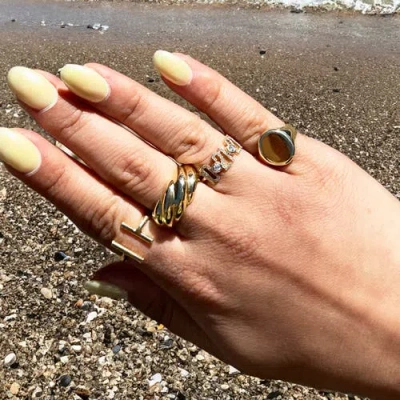 The Lovery Fine Jewelry Oval Signet Ring In Gold