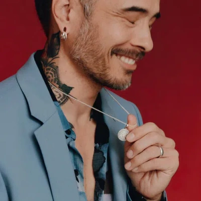 Loupn Royal Dragon Pendant Necklace In Metallic