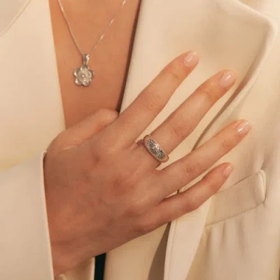 Loupn Ehwa Floral Dome Ring In Metallic